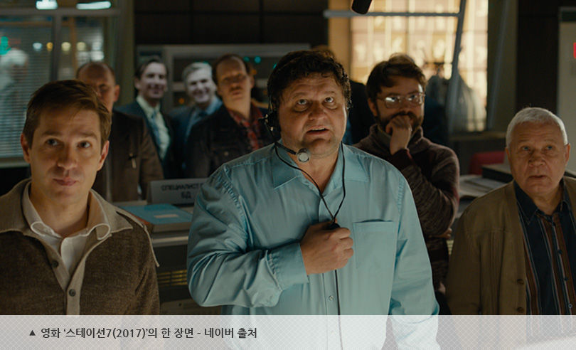 영화 ‘그래비티(2013)’, ‘인터스텔라(2014)’, ‘마션(2015)’ 포스터 – 네이버 출처